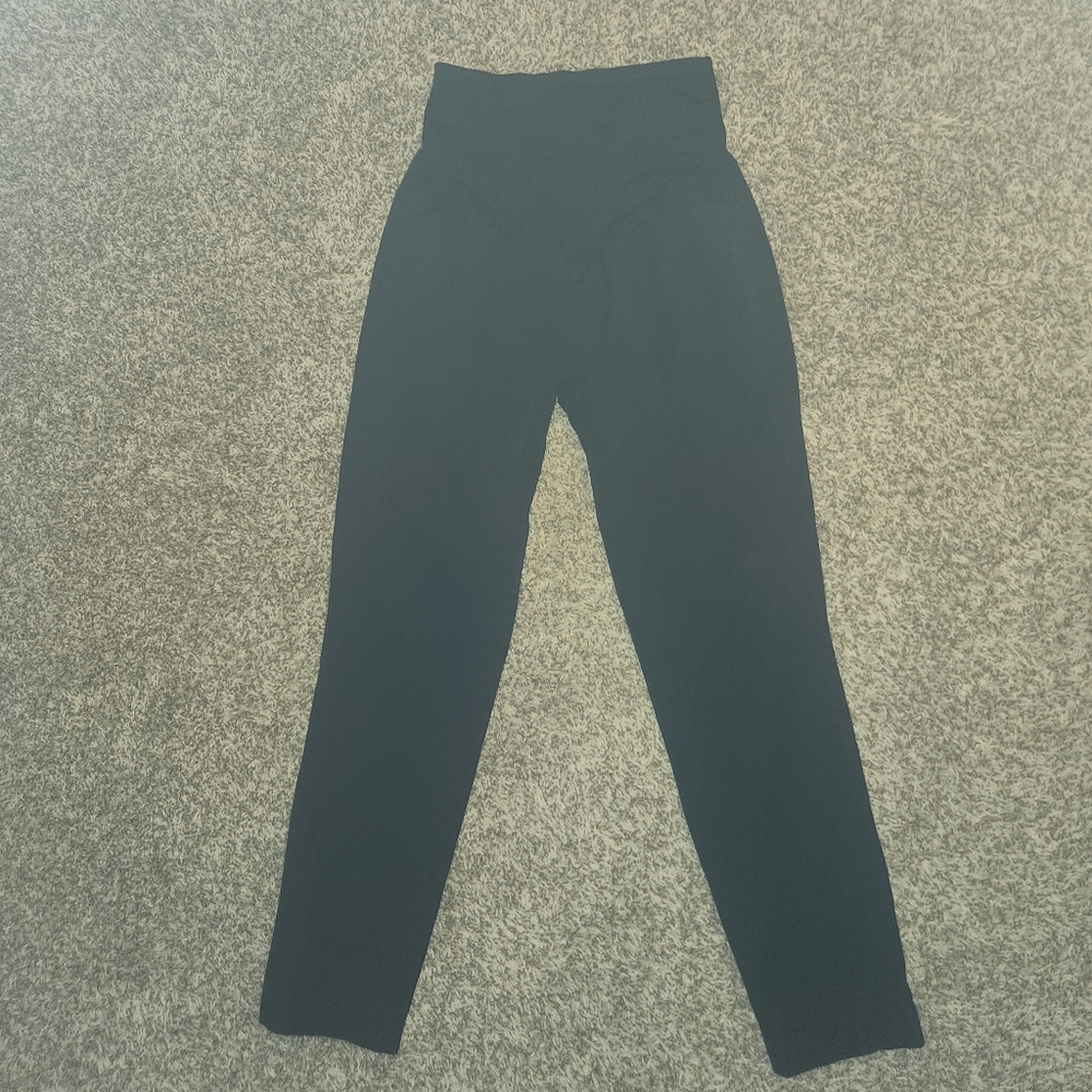 Old Navy maternity pixie pants
